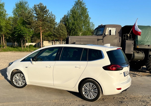 Opel Zafira cena 44000 przebieg: 227000, rok produkcji 2017 z Zakopane małe 436